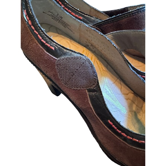 J 41 by KANEKA Brown Suede Mary Jane Heels Womens 8.5M Comfortable Design - Picture 3 of 12